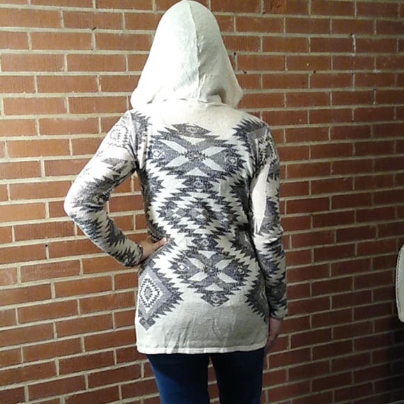 Moa Moa Cardigan sweater with hood - Picture 2 of 3